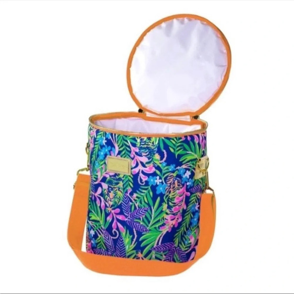 NWT LILLY PULITZER Insulated Cooler in How You Like Me Prowl. - Picture 2 of 2